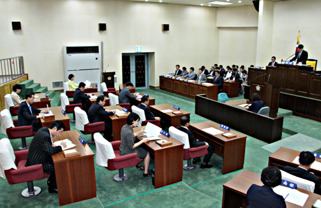 제221회 임시회 제1차 본회의