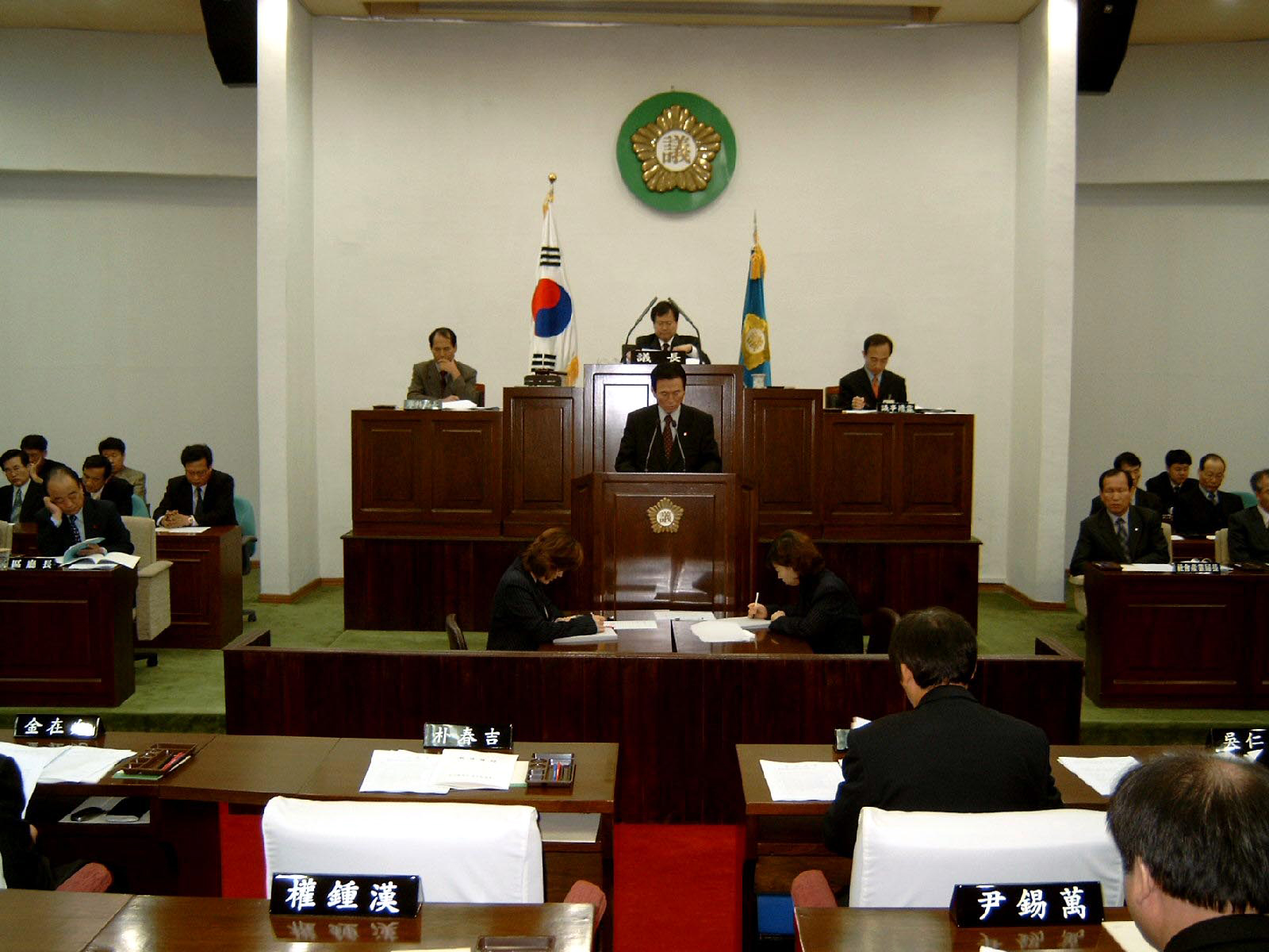 박춘길 사회도시위원장 심사보고 ▷ 제127회 정례회 제2차 본회의(2003.11.29.11:00)