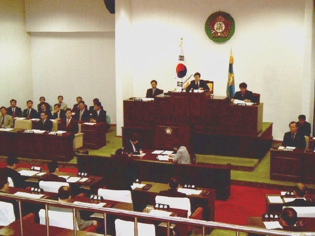 3차 본회의(제120회 임시회) ▷ 2003년 1회 추경안 등 의결(2003. 4.25.11:00)