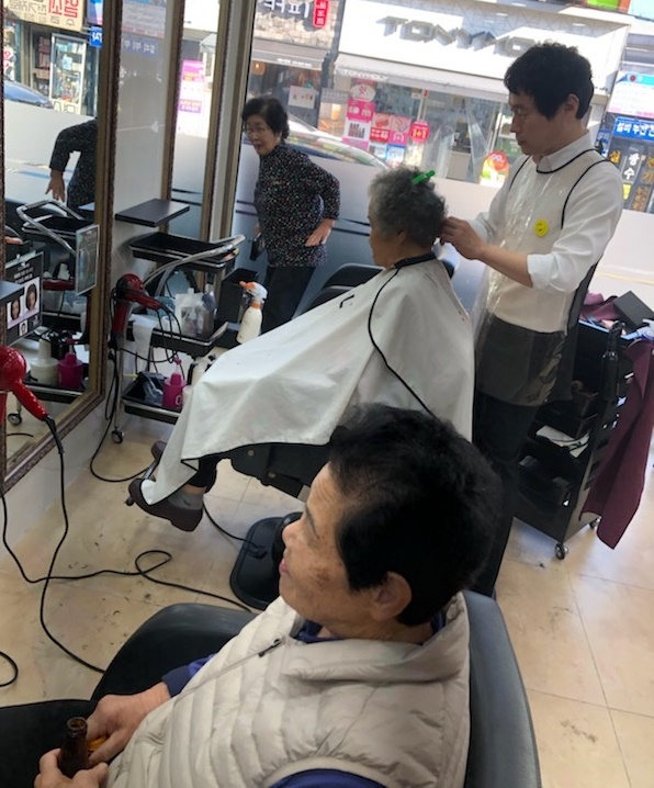 윤찬헤어 서동점 어르신 무료 커트봉사 0