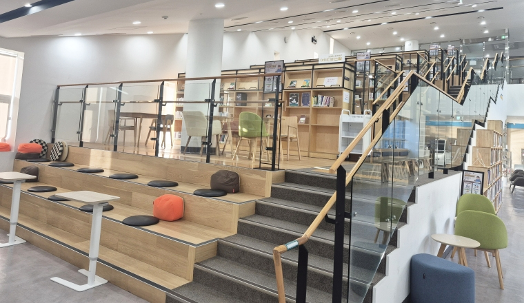 금샘도서관 시설 전경 사진2