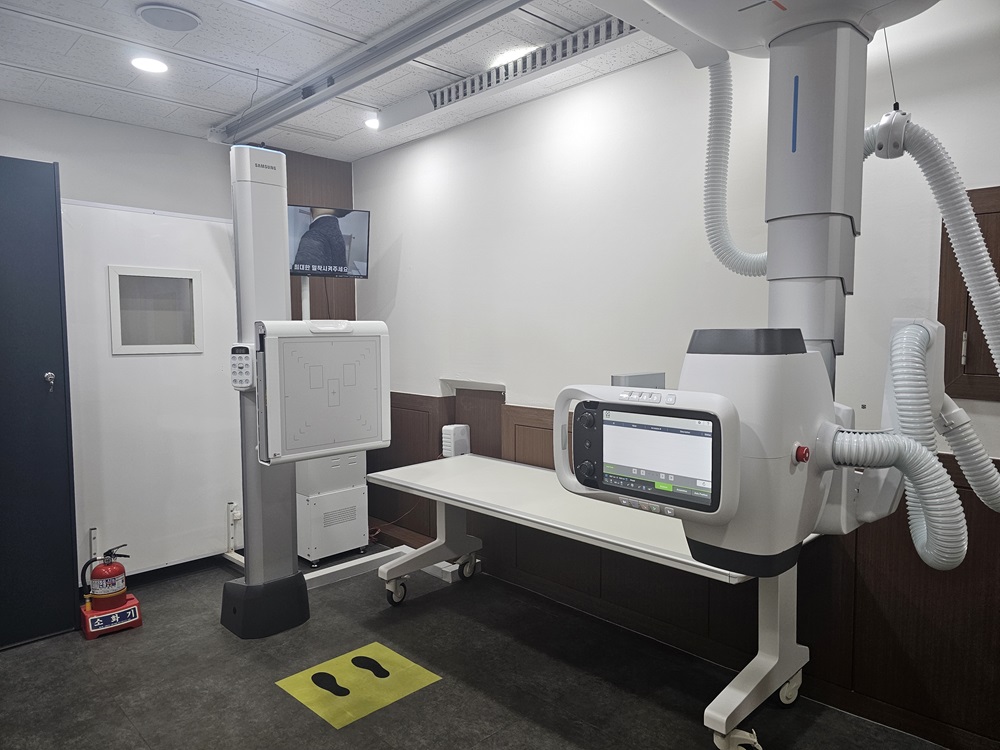 영상의학실 흉부X선검사 촬영장비